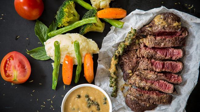 Home delivery meal service steak and sides